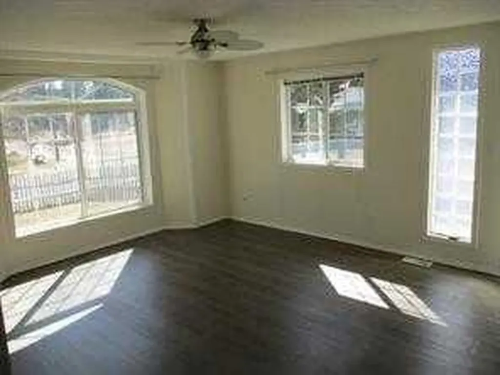 914 2b Street SE Manning AB T0H 2M0