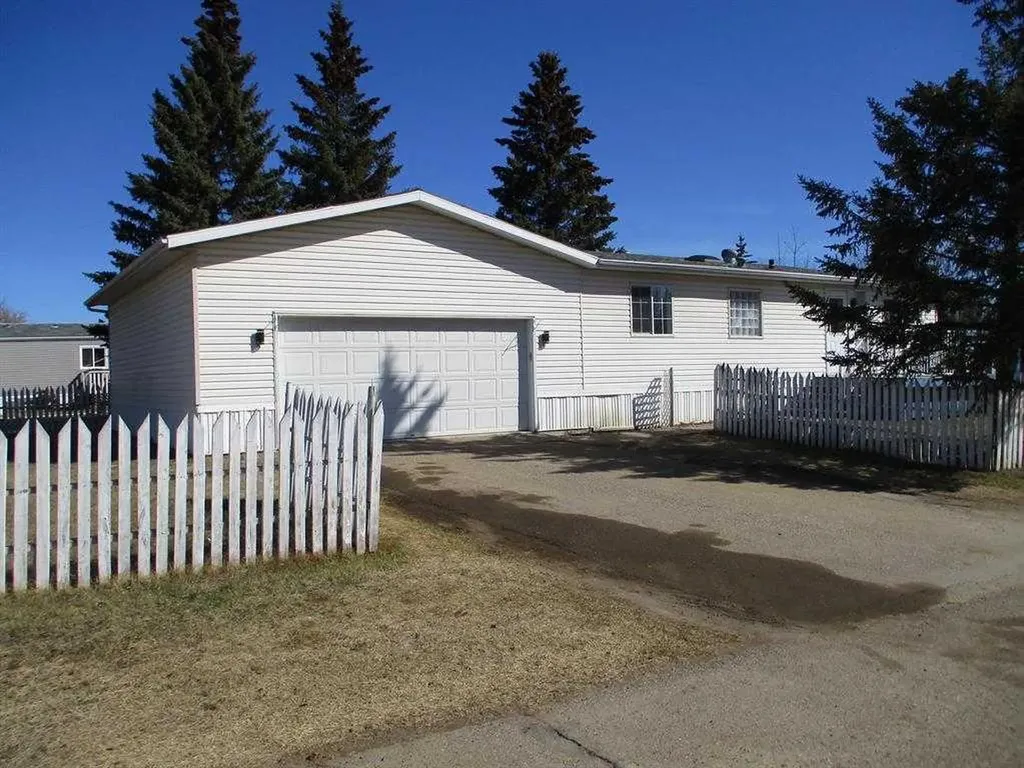 914 2b Street SE Manning AB T0H 2M0