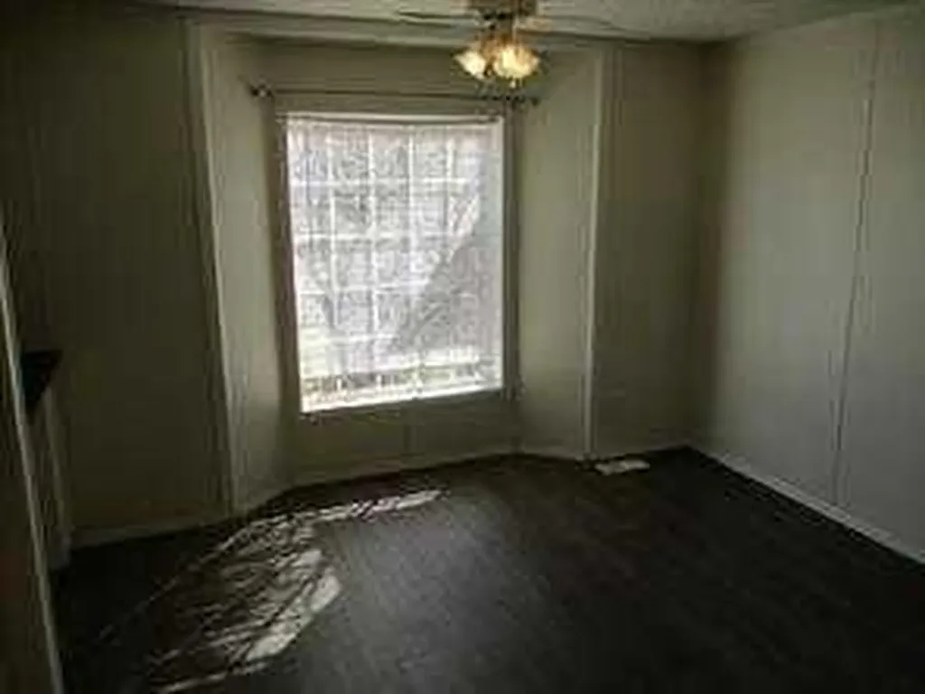 914 2b Street SE Manning AB T0H 2M0