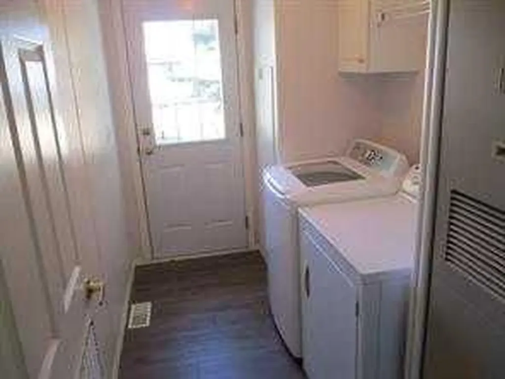 914 2b Street SE Manning AB T0H 2M0