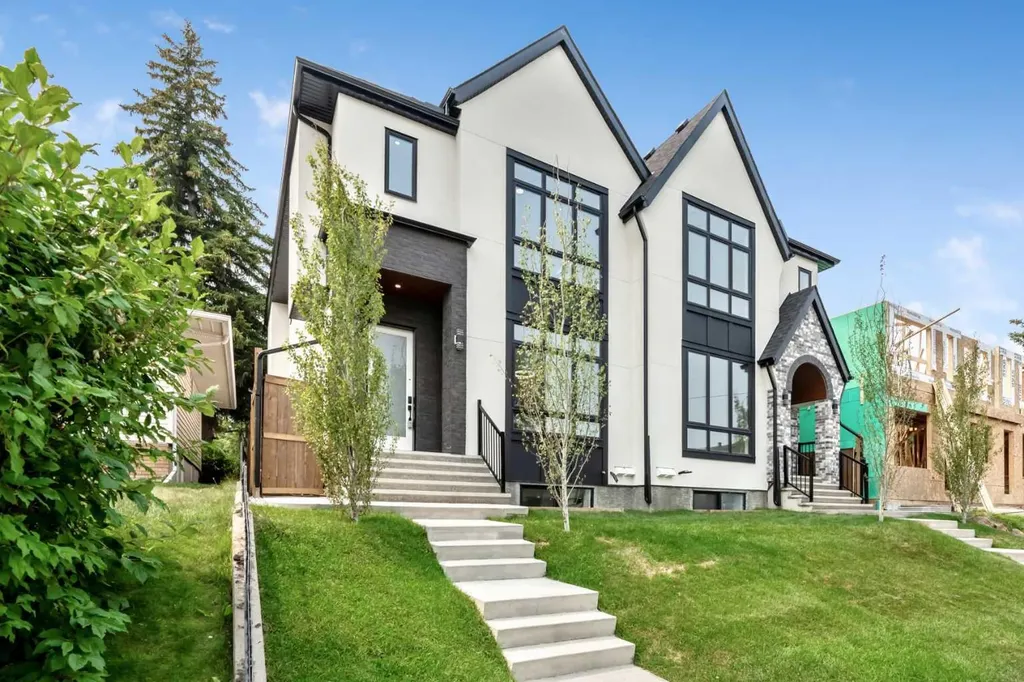 2431 23 Street NW Calgary AB T2M 3y3