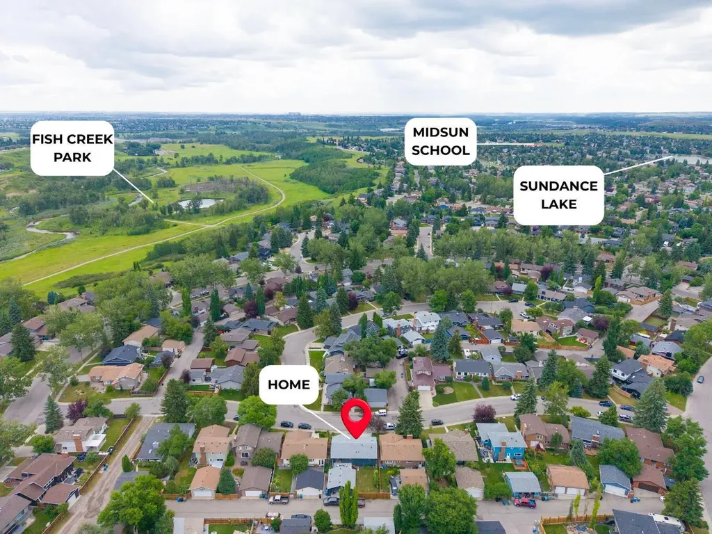 31 Midvalley Road SE Calgary AB T2X 1K5