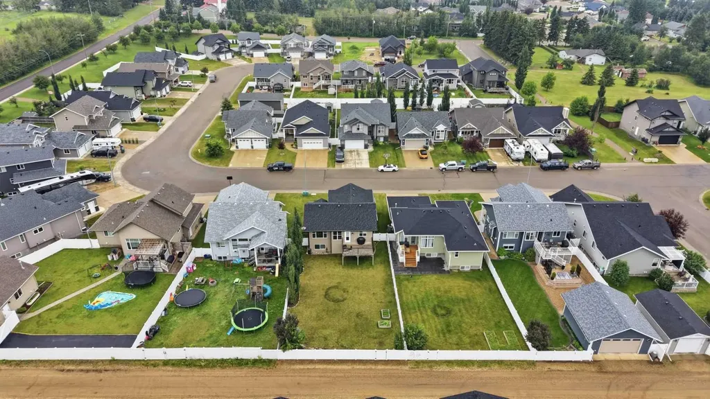 3908 49 Avenue Ponoka AB T4J 0B6