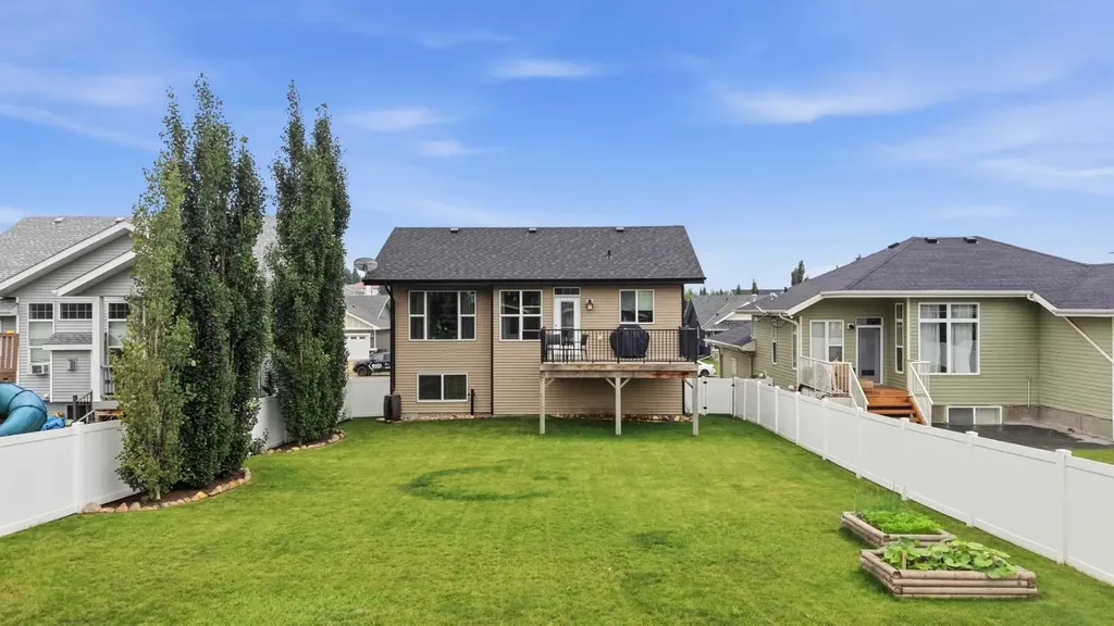 3908 49 Avenue Ponoka AB T4J 0B6