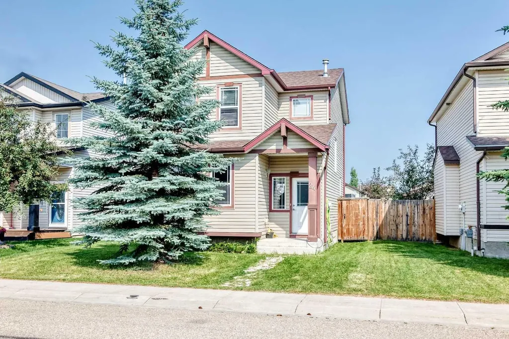 24 Johns Street Red Deer AB T4P 4C7