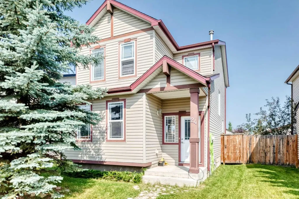 24 Johns Street Red Deer AB T4P 4C7
