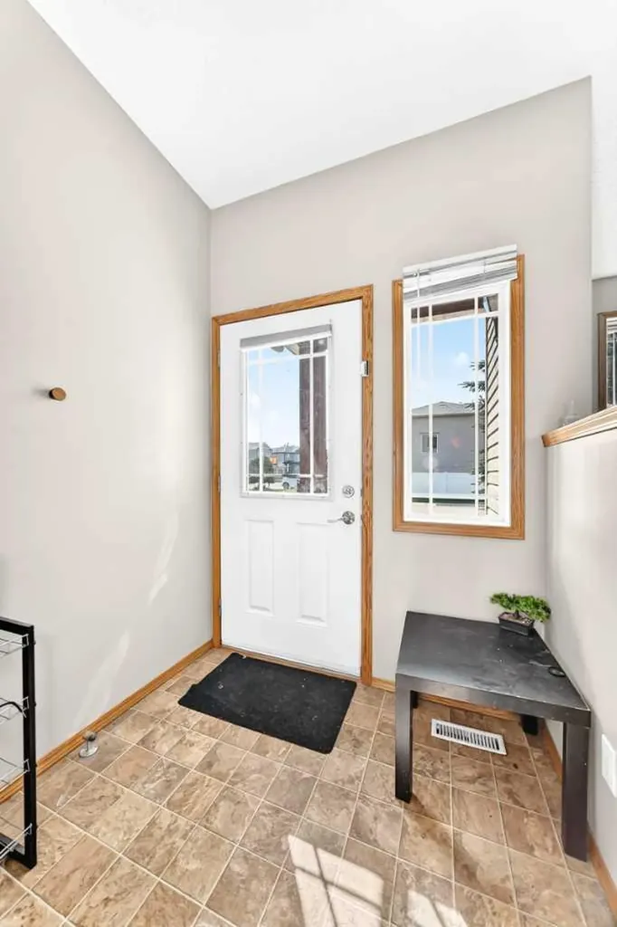 24 Johns Street Red Deer AB T4P 4C7