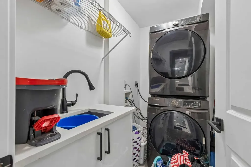 60 Cranfield Park SE Calgary AB T3M1B4
