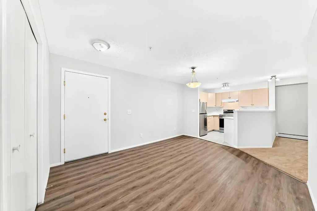 16320 24 Street SW Calgary AB T2Y 4T7