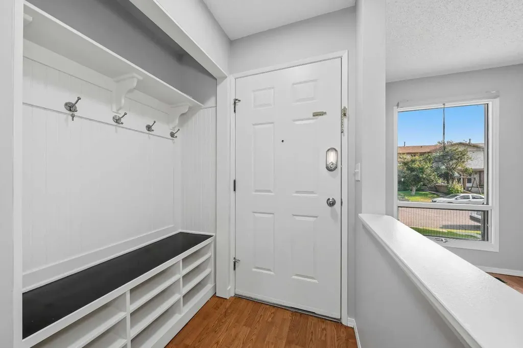 154 Midbend Place SE Calgary AB T2X 2K1
