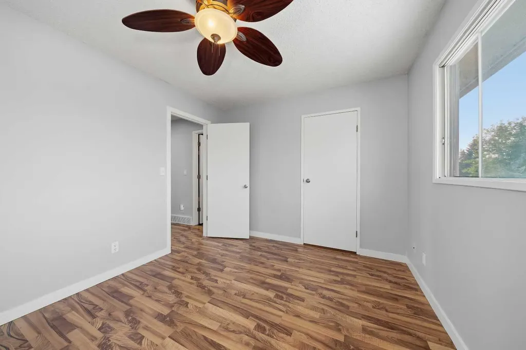 154 Midbend Place SE Calgary AB T2X 2K1