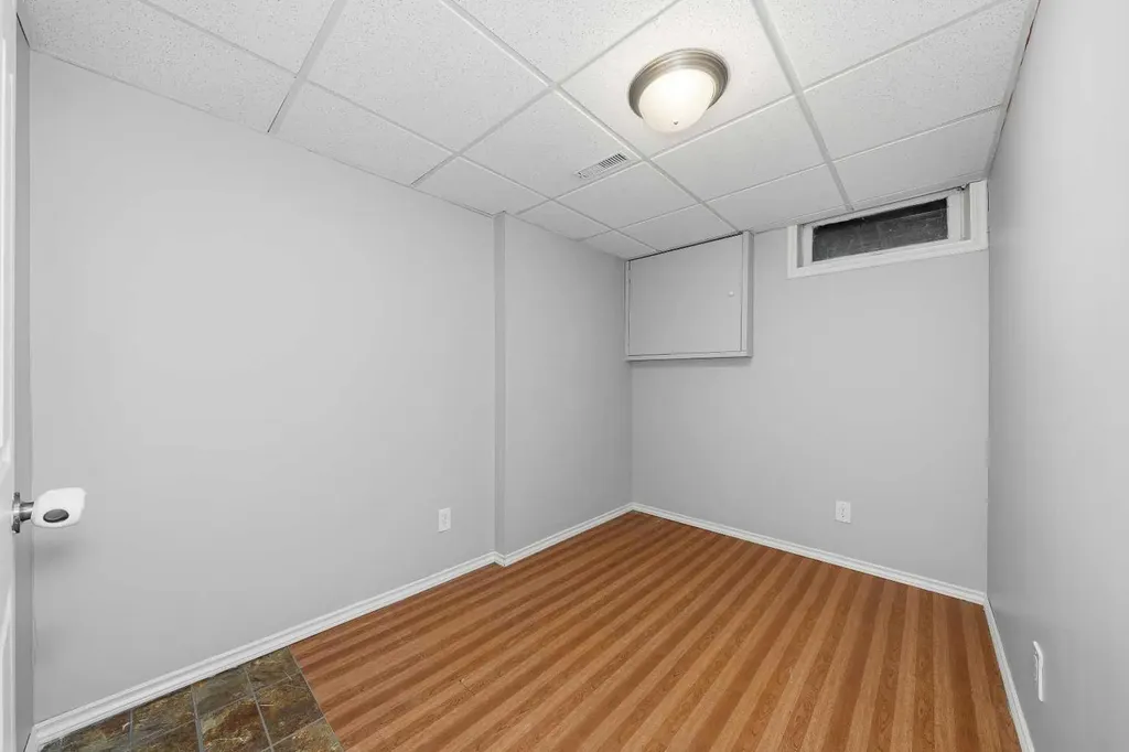 154 Midbend Place SE Calgary AB T2X 2K1