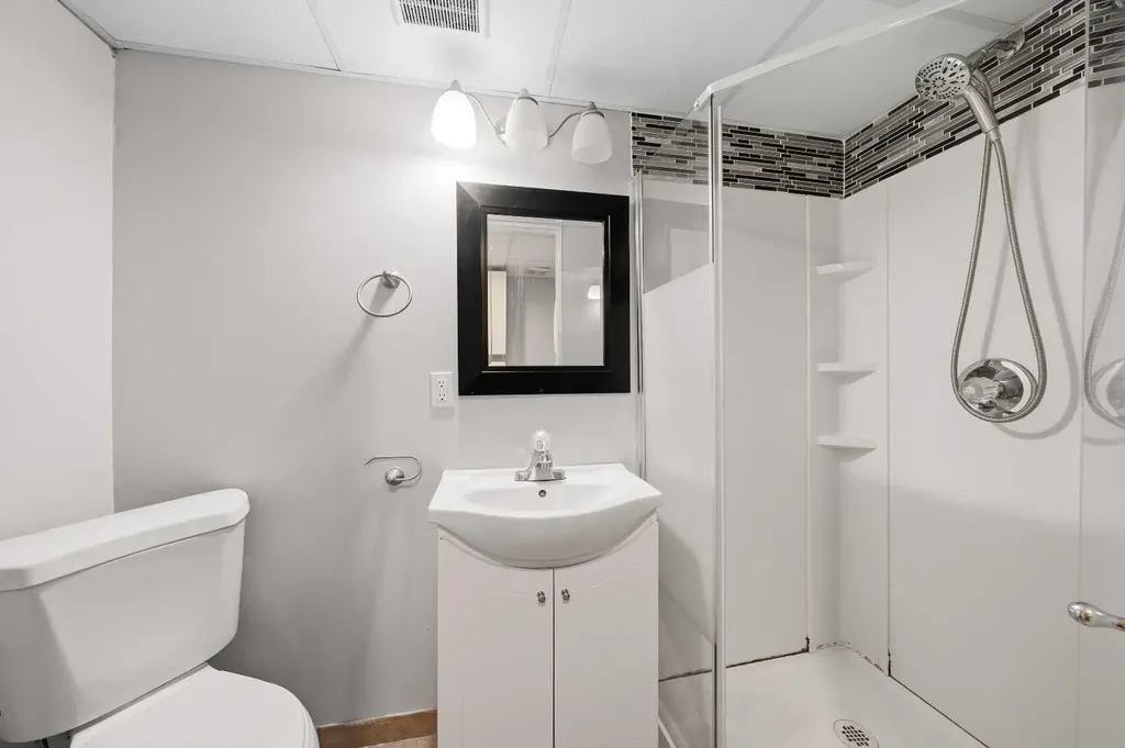 154 Midbend Place SE Calgary AB T2X 2K1