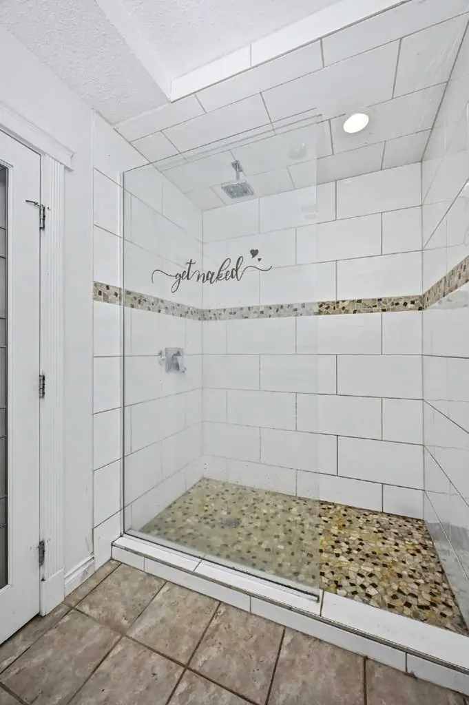 10449 122 Avenue Grande Prairie AB T8V 8C5