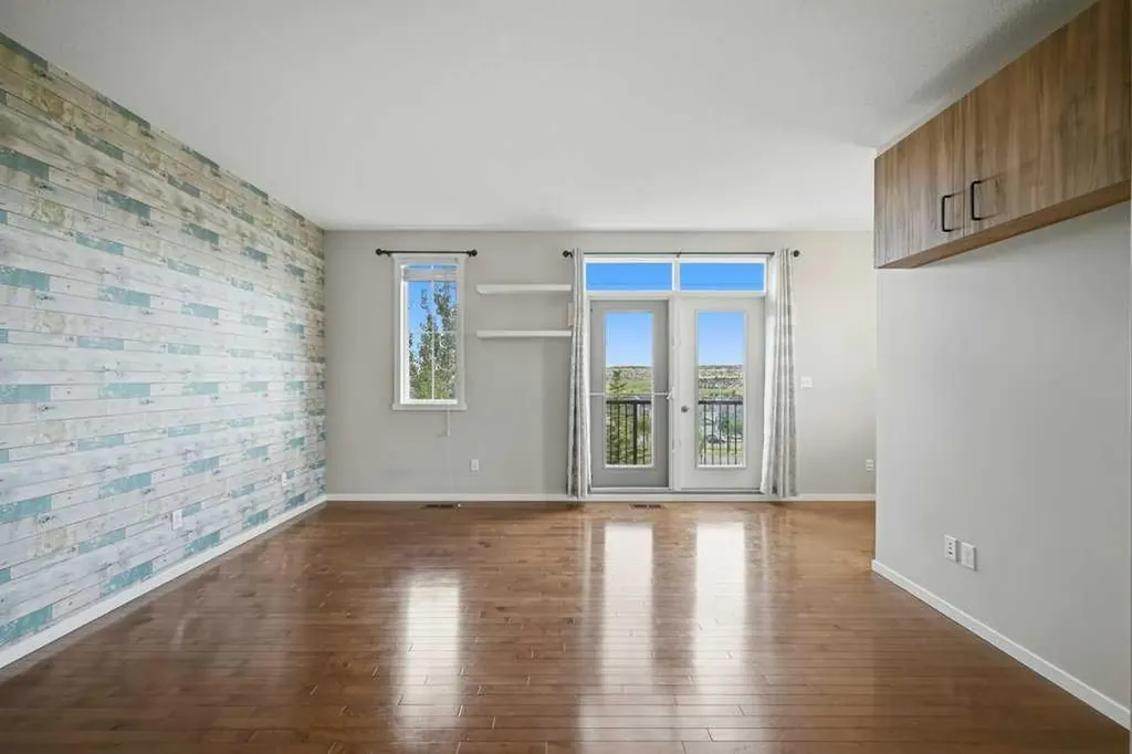 3 Evansview Gardens NW Calgary AB T3P 0L2
