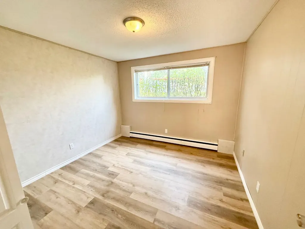 110 Maskuta Drive Hinton AB T7V1E7