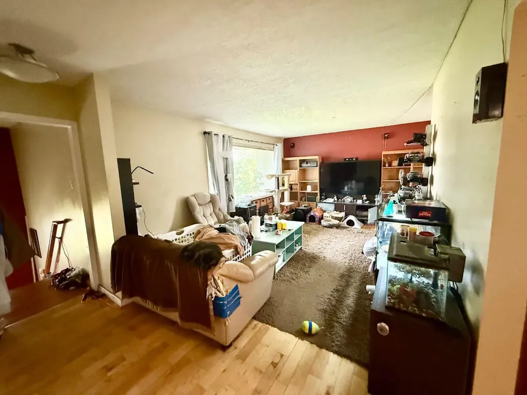 110 Maskuta Drive Hinton AB T7V1E7