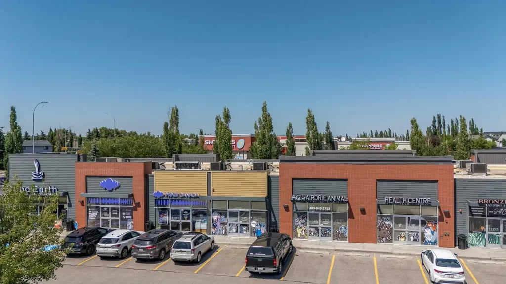 403 Mackenzie Way SW Airdrie AB T4B 3V7