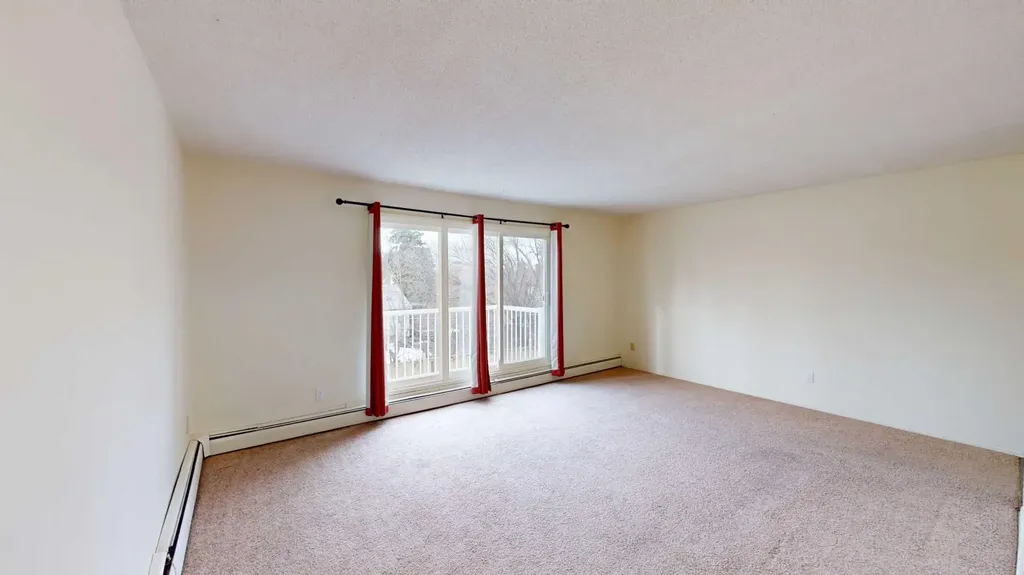 9807 108 Avenue Grande Prairie AB T8V1N5