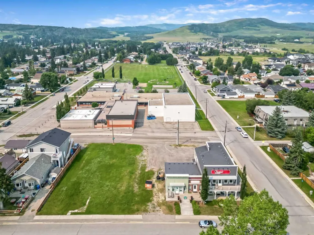 410 Main Street NW Diamond Valley AB T0L2A0