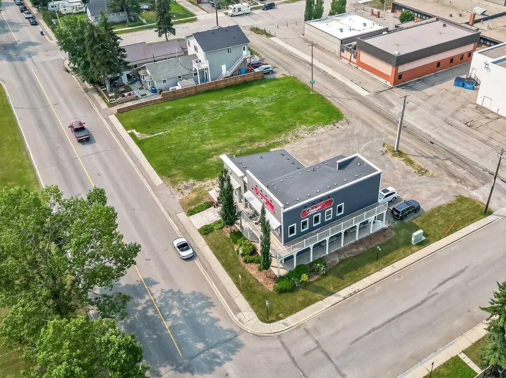 410 Main Street NW Diamond Valley AB T0L2A0