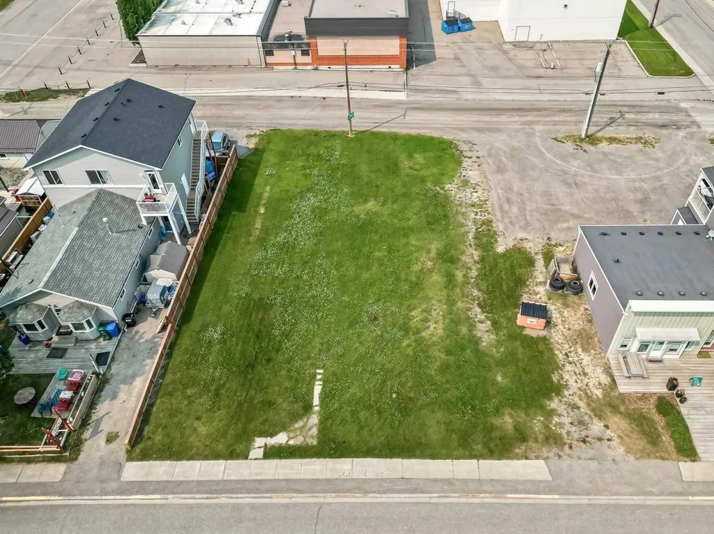 410 Main Street NW Diamond Valley AB T0L2A0