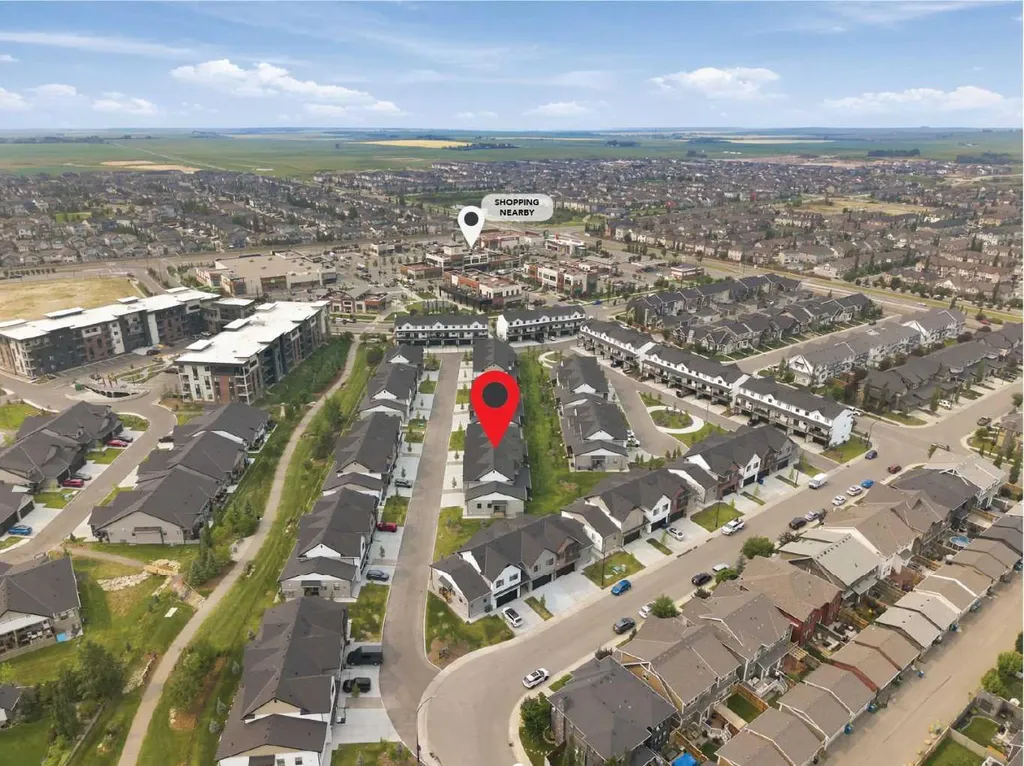201 Cooperswood Green SW Airdrie AB T3B 3Y6