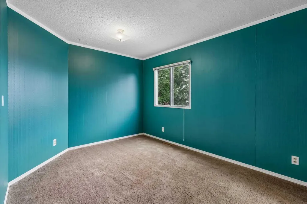 165 Spring Dale Circle SE Airdrie AB T4A 1P4
