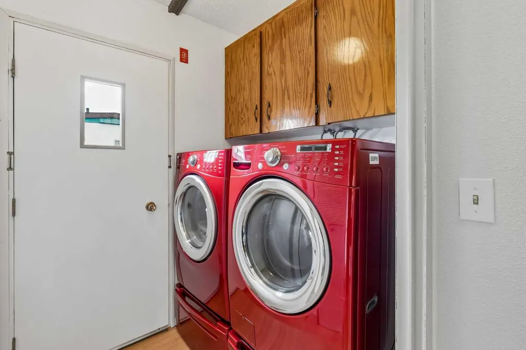 165 Spring Dale Circle SE Airdrie AB T4A 1P4