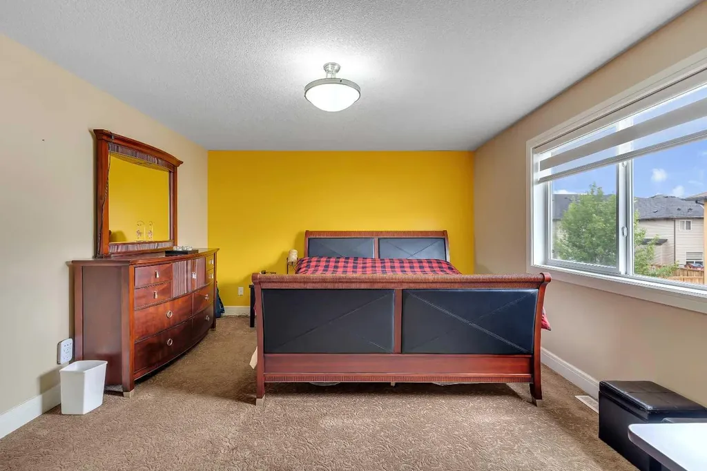 9 Saddlelake Grove NE Calgary AB T3J 0P2