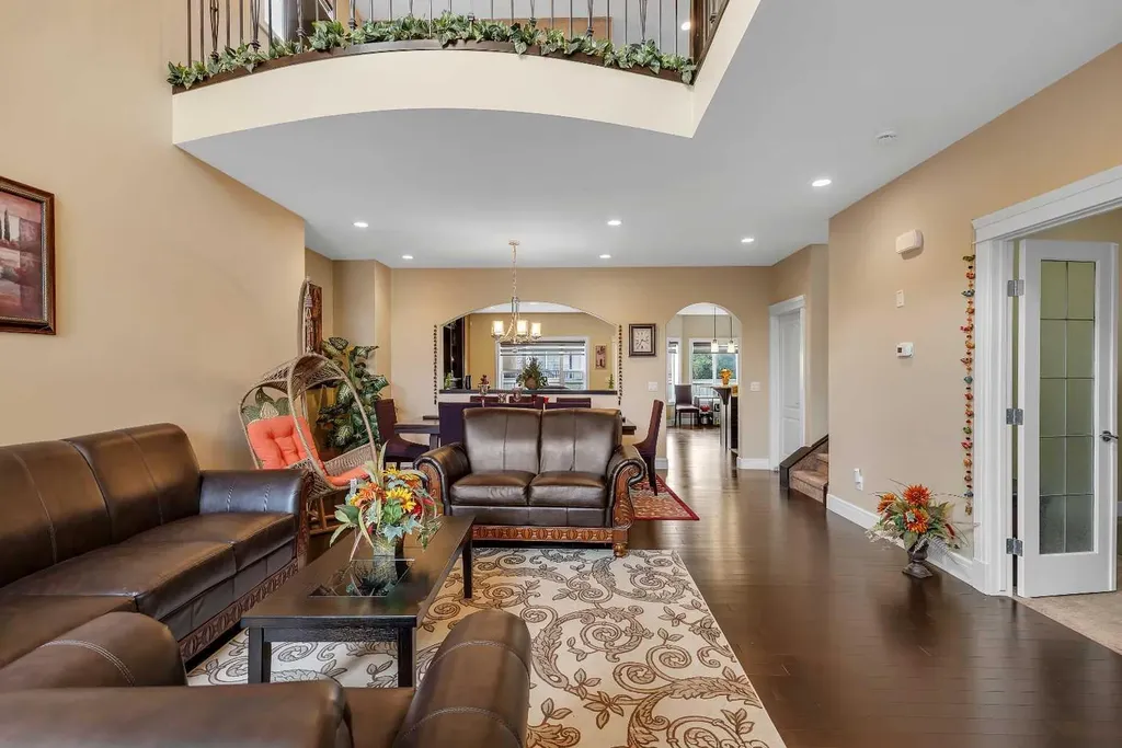 9 Saddlelake Grove NE Calgary AB T3J 0P2