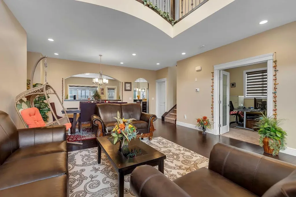9 Saddlelake Grove NE Calgary AB T3J 0P2