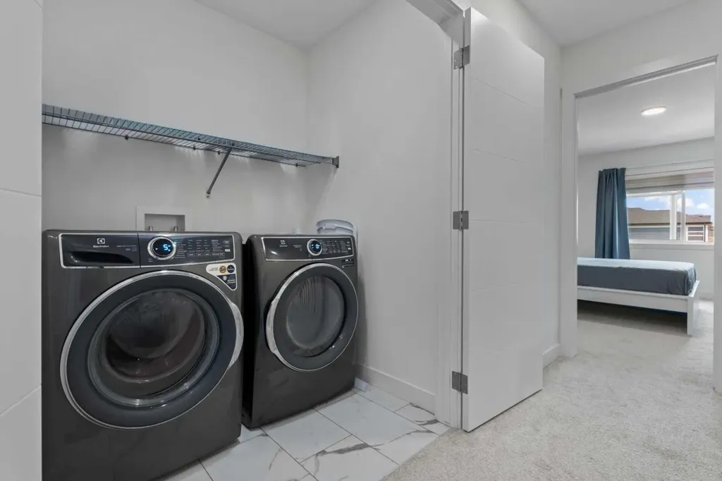 167 Wolf Creek Avenue SE Calgary AB T2X4V1