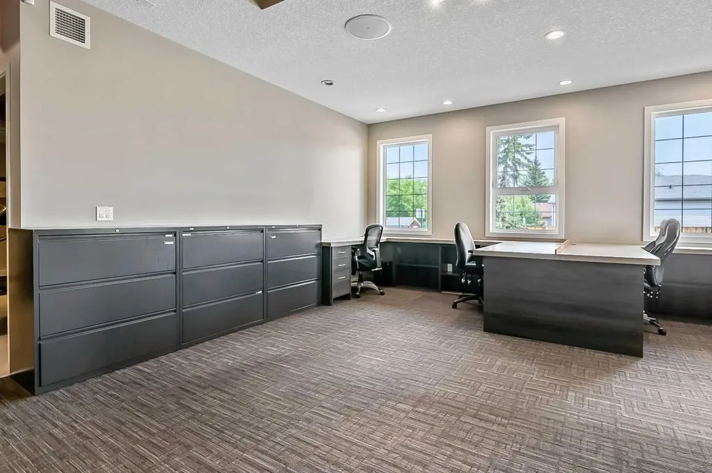 414 Main Street NW Diamond Valley AB T0L2A0