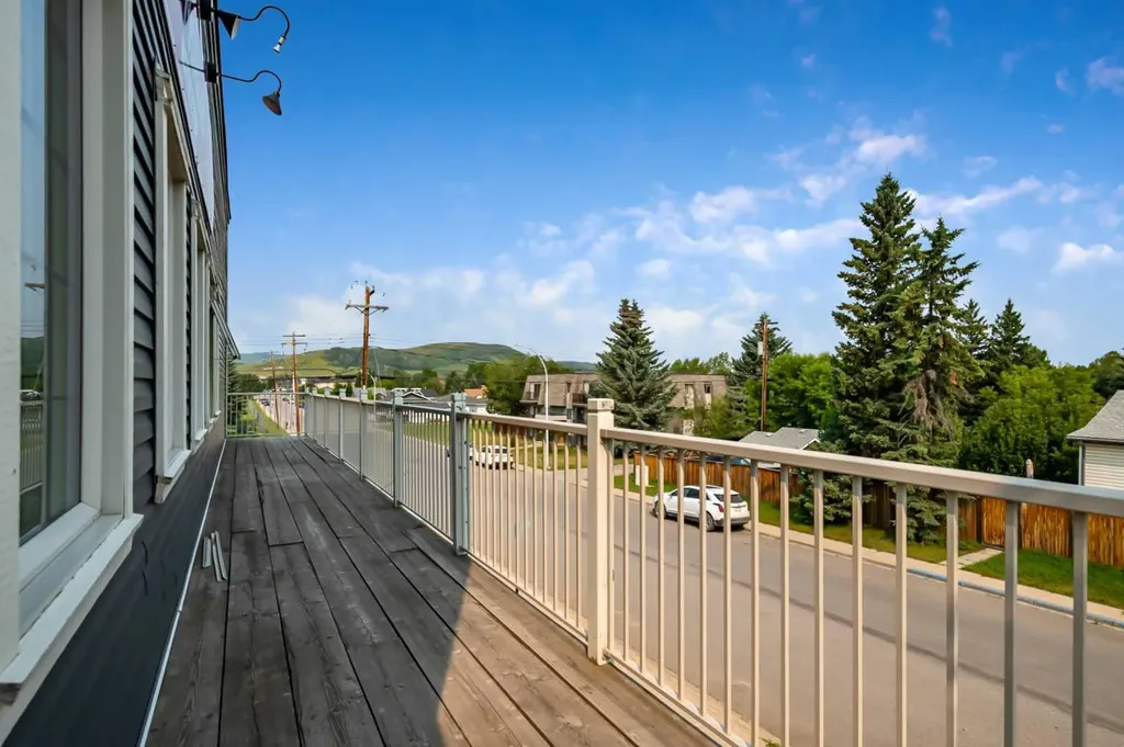414 Main Street NW Diamond Valley AB T0L2A0