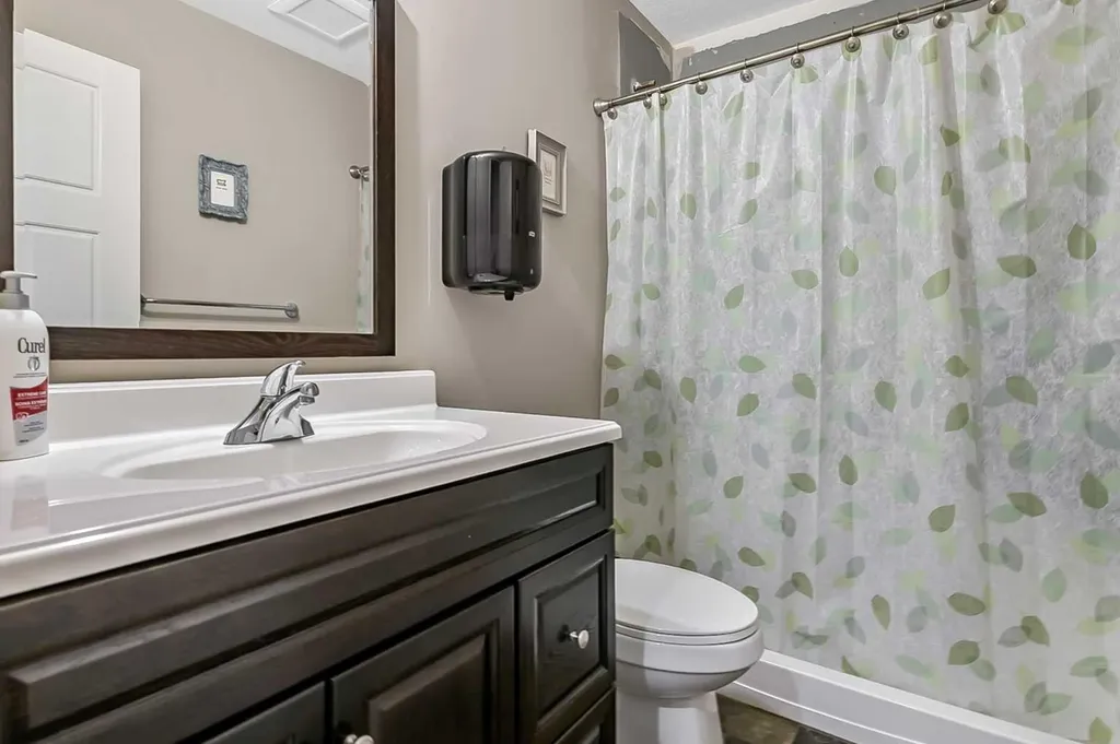 414 Main Street NW Diamond Valley AB T0L2A0