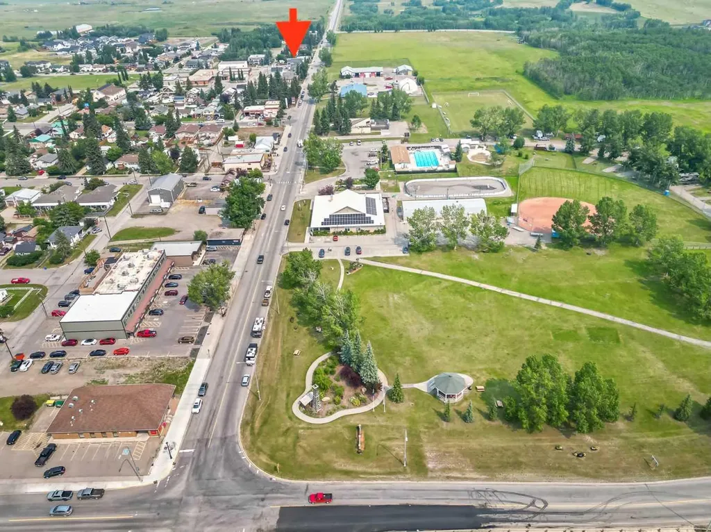 414 Main Street NW Diamond Valley AB T0L2A0