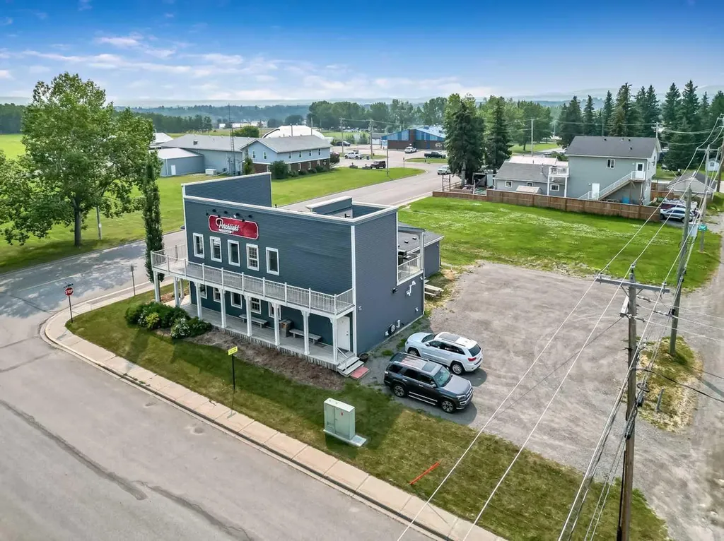 414 Main Street NW Diamond Valley AB T0L2A0