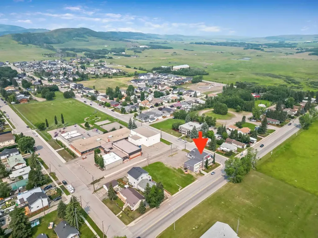414 Main Street NW Diamond Valley AB T0L2A0