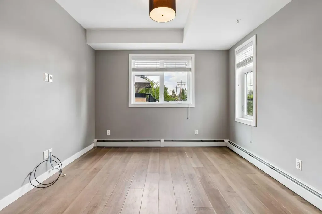 2702 17 Avenue SW Calgary AB T3E 8A5