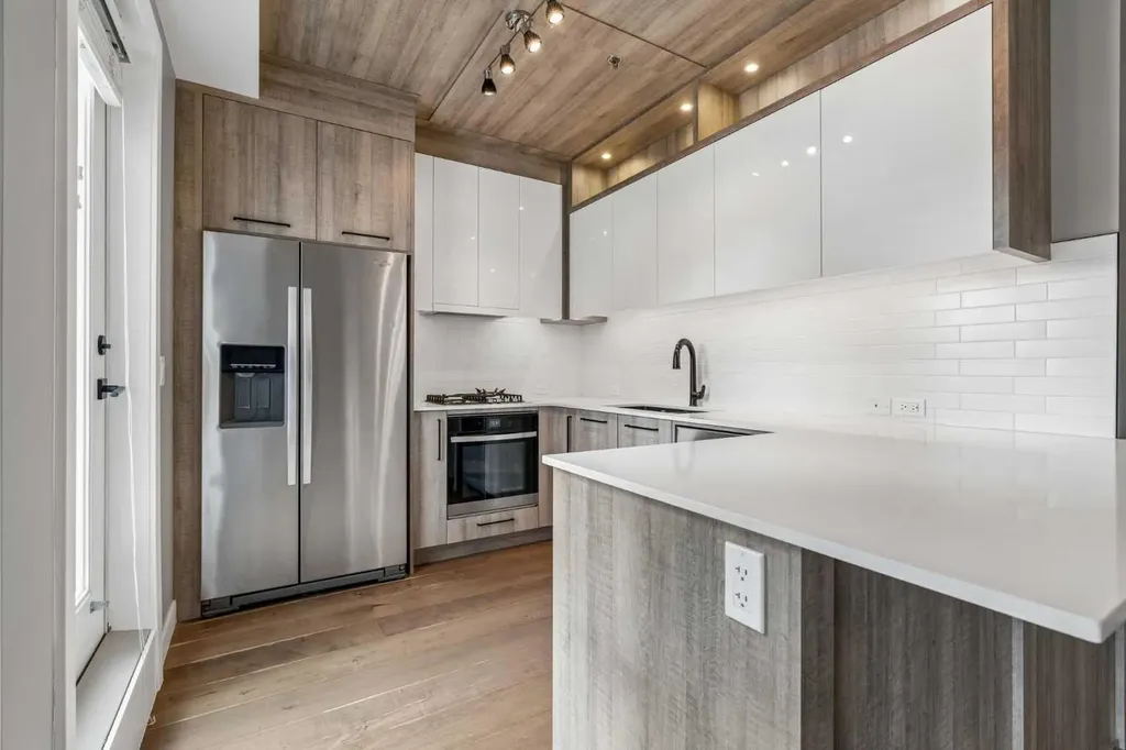 2702 17 Avenue SW Calgary AB T3E 8A5