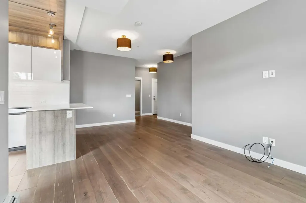 2702 17 Avenue SW Calgary AB T3E 8A5