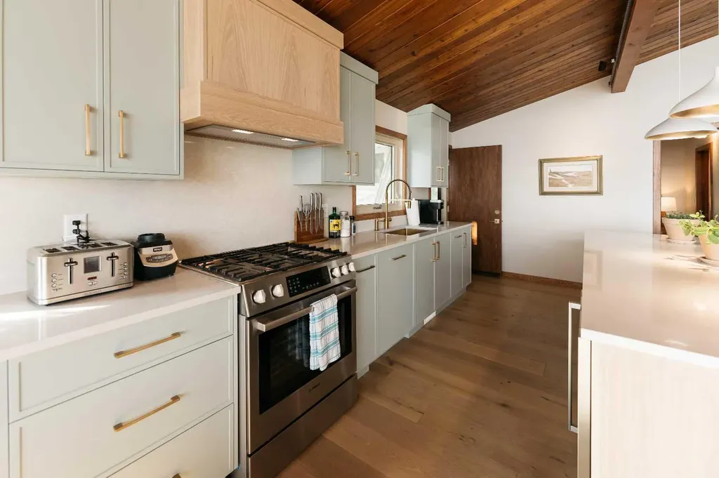 391 Birchcliff Road Birchcliff AB T4S 1R6