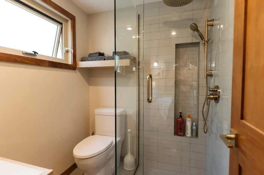 391 Birchcliff Road Birchcliff AB T4S 1R6