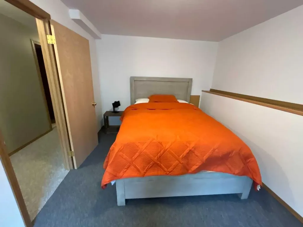 1332 17 Street SE Medicine Hat AB T1A2A8