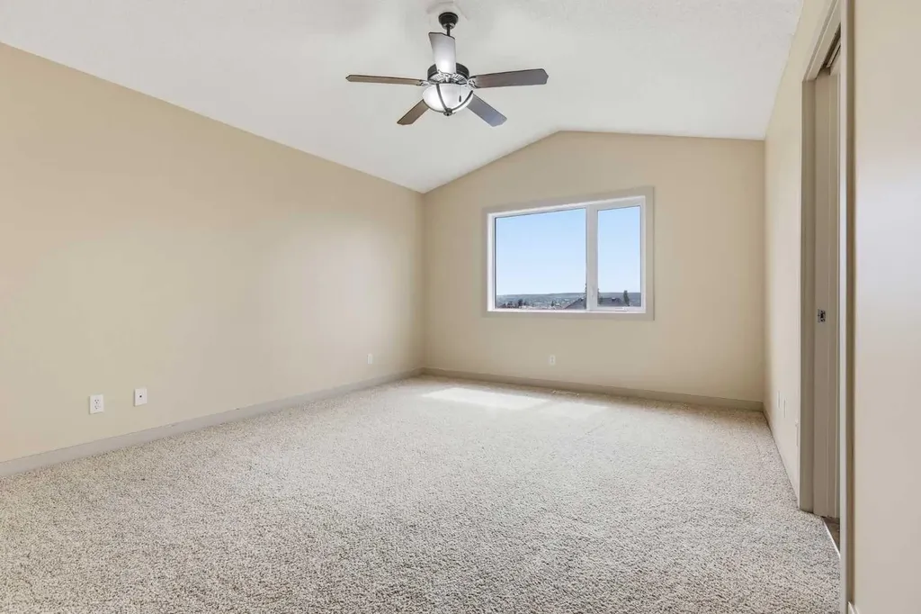 47 Evanspark Circle Calgary AB T3P 0B4