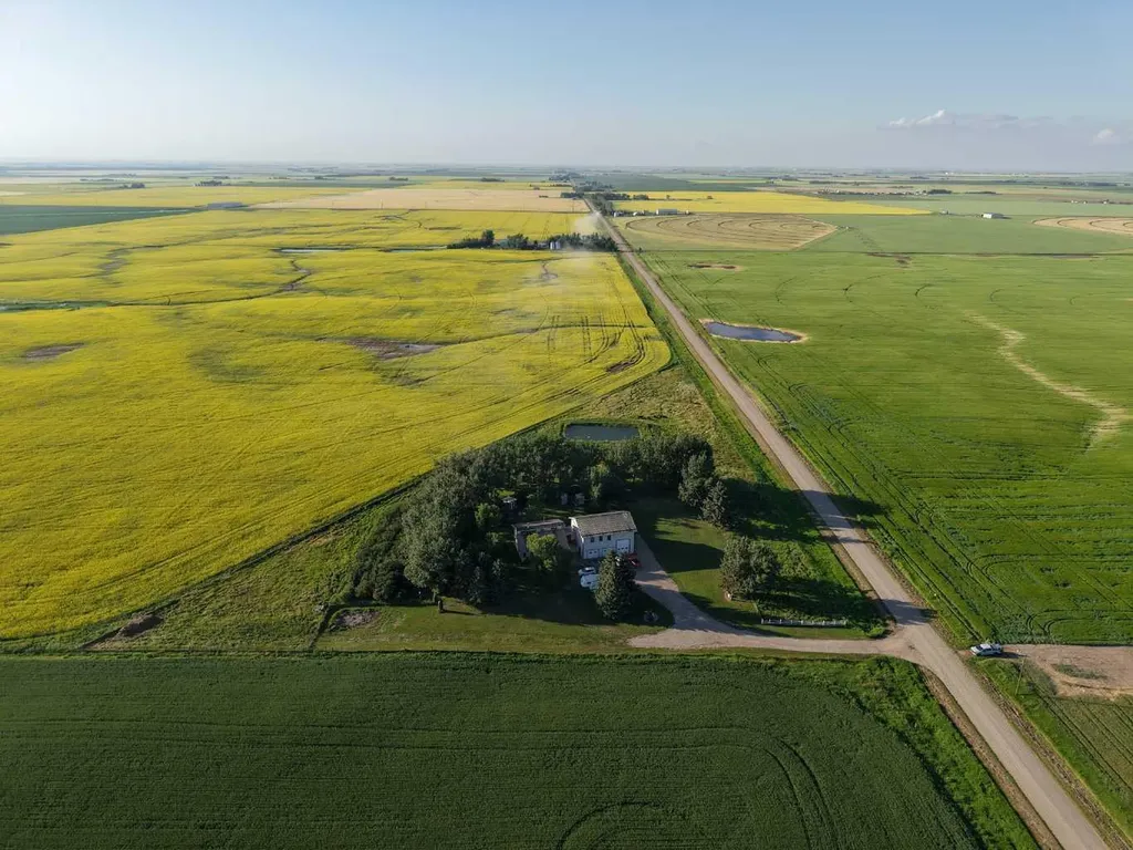 83002 Rge Road 194 Coaldale AB T1M 1M8