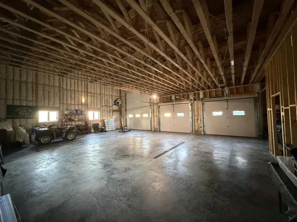 83002 Rge Road 194 Coaldale AB T1M 1M8