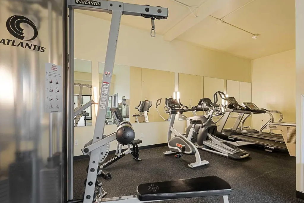 221 6 Avenue SE Calgary AB T2G 4Z9