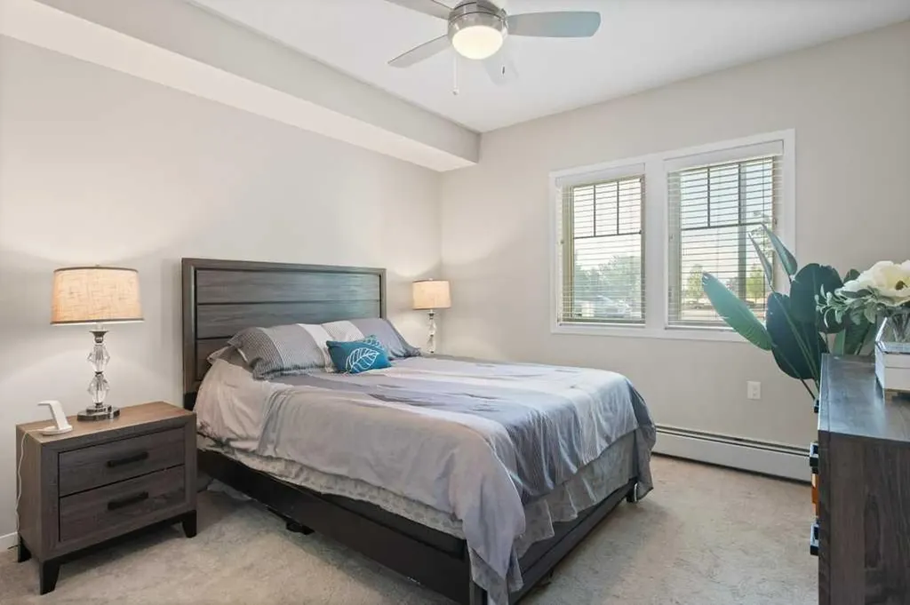 30 Mahogany Mews SE Calgary AB T3M 3H4